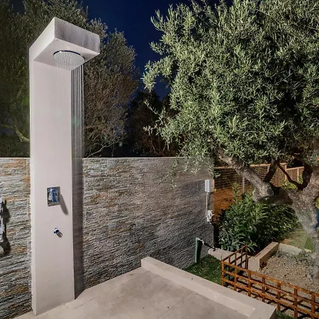 Villa Antonia - Luxurious Serenity With Private Pool, By Zantewize
